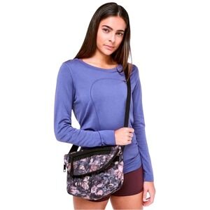 Lululemon Festival Bag Crossbody Frosted Rose - Size 9" x 5" x 11"